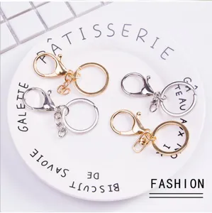 Metalen sleutelhangers set met karabijnhaak en ringen DIY accessoires voor autosleutels