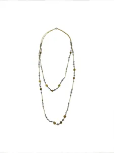 Boho dubbellaagse ketting met kleurrijke kralen en vintage metaalbloemen voor damesmode.
