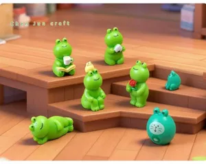 Mini cute green frog figurines resin animal desktop ornaments miniature micro landscape decor