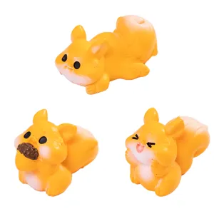 Cute squirrel miniature figurines set, resin animal toys for micro landscape DIY desktop decor