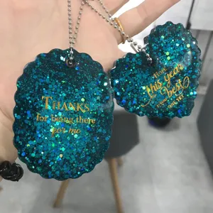 Epoxidharz Glitzer Anhänger Handgemachte DIY Schmuck Zubehör mit goldenen englischen Texten.