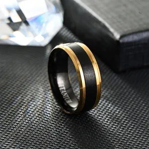 Anillo de pareja de acero de titanio para hombre diseño elegante contraste negro oro moda