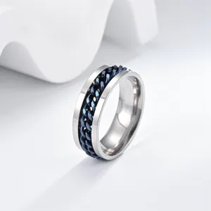Anello spinner da uomo in acciaio inossidabile con catena blu, gioiello alla moda cool.