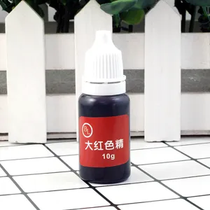 Detailed view of 10g red color essence pigment for DIY UV epoxy resin crystal craft making.