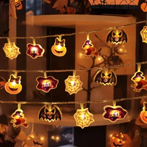 Halloween LED Acryl Lichterkette batteriebetrieben gruselige Deko Detailansicht.