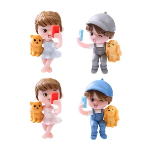 Süße Paare Figur Mini Desktop Auto Mikrolandschaft Harz Ornament DIY Dekorative Zubehör Cartoon Charakter Modell Geschenk