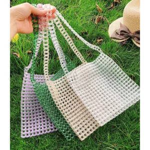 Borsa a tracolla quadrata trasparente fatta a mano in acrilico con perline alla moda