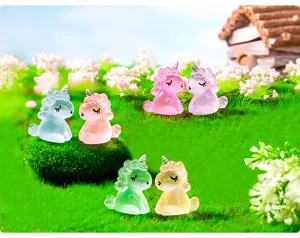 Schattige lichtgevende eenhoorn miniatuur beeldjes voor DIY micro landschap auto.