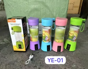 Frullatore elettrico portatile mini tazza di frutta ricaricabile per uso domestico.
