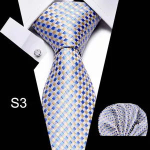 Heren blauw goud geruite das set met pochet en manchetknopen voor formele zakenkleding.