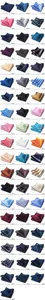 Klassiek heren pochet met strepen en diverse patronen pak accessoire detail weergave.
