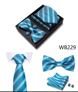 Detailweergave van de blauwe gestreepte heren das vlinderdas manchetknopen set.