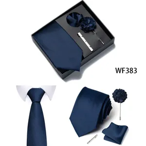 Set cravatta uomo blu scuro tinta unita confezione regalo con cravatta fazzoletto fiore.