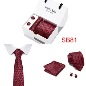 Herren Seidenkrawatten Set mit Einstecktuch Manschettenknöpfe in Geschenkbox rot.