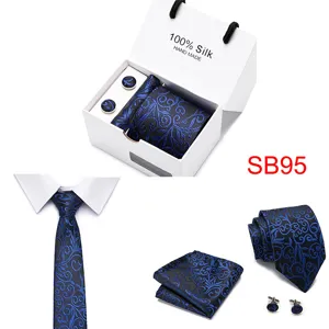 Blaues Seidenkrawatten-Set Geschenkbox mit Einstecktuch und Manschettenknöpfen für Business.