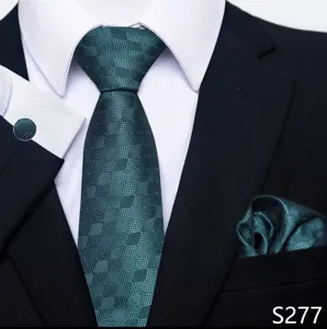 Donkergroene jacquard geruite heren stropdas zakelijke pak set met bijpassend pochet.