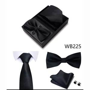 Set de regalo de corbata de hombre negra de cuadros jacquard, con corbata y pajarita.