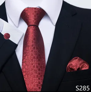 Heren zakelijke jacquard stropdas set met bijpassende pochet en manchetknopen detail.