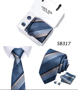 Elegant blauw zijden gestreept stropdas cadeaupakket met manchetknopen, pochet en pen.