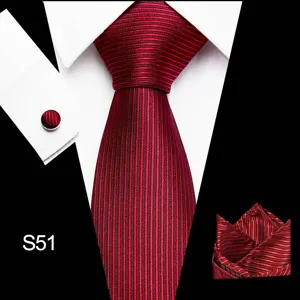Rood zwart gestreepte das manchetknopen pochet set detailweergave voor heren mode