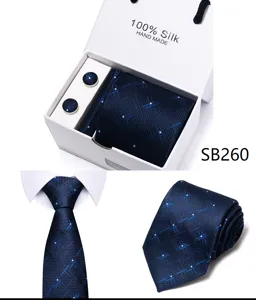Heren zijde zakelijke huwelijk stropdas en manchetknopen cadeau doos set in blauw.