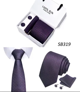 Heren jacquard stropdas set met pochet en manchetknopen in luxe geschenkdoos detail.