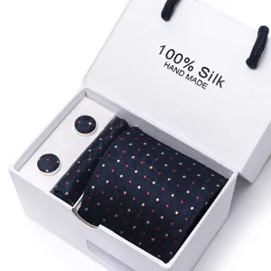 Luxe heren zijden das set met pochet en manchetknopen in prachtige geschenkdoos.