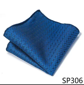 Pañuelo de bolsillo para hombre azul con patrón hexagonal accesorio de moda detalle foto