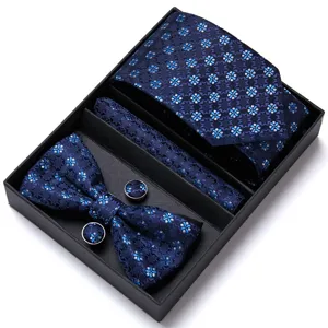 Coffret cadeau cravate pochette nœud papillon boutons de manchette jacquard bleu homme mariage.