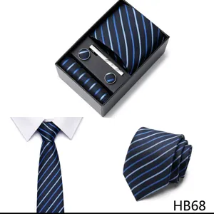 Coffret cadeau cravate rayée homme d'affaires avec pochette boutons de manchette.