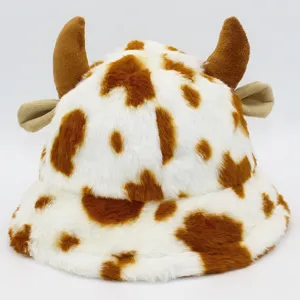 Pluche koeienprint vissershoed met schattige hoorns, warme pluche wintermuts voor dames.