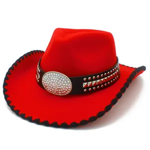 Chapeau de cowboy occidental rouge avec boucle en strass bracelet en cuir élégant jazz