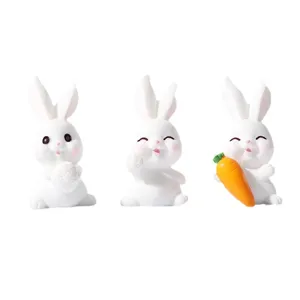 Figurines Mignonnes de Lapin Bonhomme de Neige en Résine Micro-paysage Décor DIY Ornements Scène de Neige Cartoon Accessoires Intérieurs Voiture