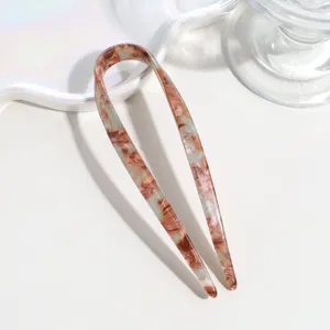 Minimalist tortoise shell U-shaped hair fork elegant hair pin for women daily styling.