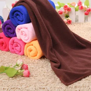 Colorful microfiber face towels set, super absorbent and quick drying for daily cleaning use.