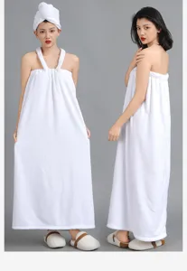 Serviette de bain wearable en polaire corail détail, robe de bain longue douce pour femmes maison.