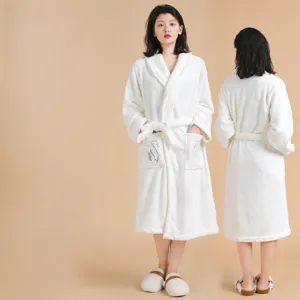 Bata de Baño de Forro Polar Coral para Adulto Ropa de Dormir Suave y Absorbente Con Bordado de Cisne Cinturón Capucha Para Hogar Baño