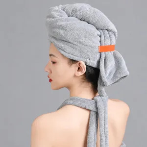Bonnet de bain séchoir en polaire corail gris doux absorbant avec lanière assortie
