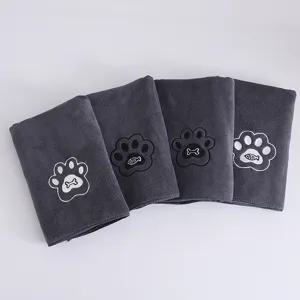 Mikrofaser Haustier Handtuch Set vier graue schnelltrocknende Hunde Katzen Badetücher.