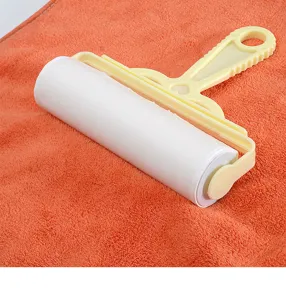 Coral fleece towel with sticky lint roller for daily cleaning and comfortable bathroom use.