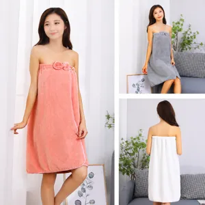 Thickened coral fleece wearable bath towel strapless bath skirt for women cozy and soft.