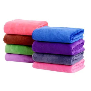 Juego de toallas de microfibra, super absorbentes y gruesas para salon y uso domestico.
