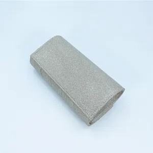 Sparkly evening clutch bag for women, elegant shimmering party shoulder bag for banquet weddings.