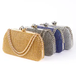 Crystal rhinestone evening clutch bag exquisite details featuring shiny diamond clasps.