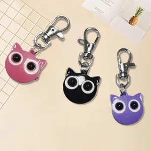 Cute cat head keychain cute metal hanging accessory cartoon bag charm cute key ring for students