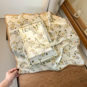 Floral print silk scarf for women, lightweight square scarf 70x70cm, elegant neckerchief.