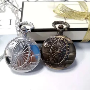 Orologio da tasca vintage retro con design inciso del famoso monumento London Eye.