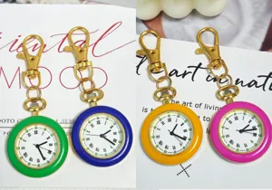 Orologio tascabile portachiavi colore macaron mini quarzo portatile simpatico ciondolo