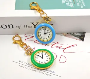 Orologio da tasca al quarzo portachiavi colore macaron mini orologio portatile con gancio