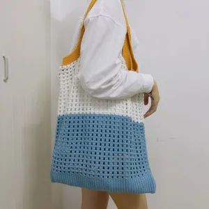 Koreanischer Farbblock Strick-Shopper, große ausgehöhlte Umhängetasche für Damen.
